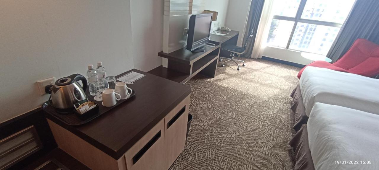 The Klagan Hotel Kota Kinabalu Zewnętrze zdjęcie