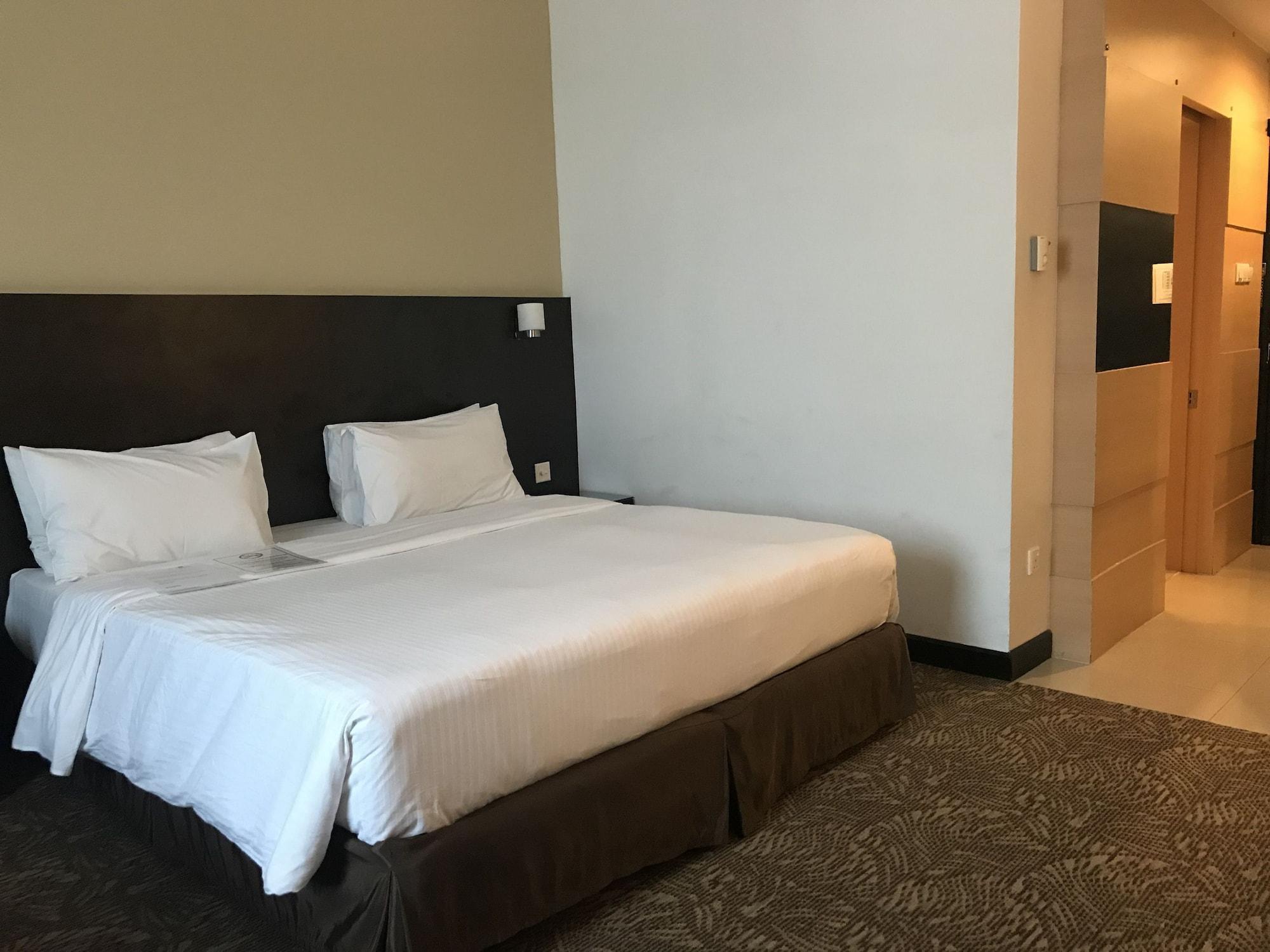 The Klagan Hotel Kota Kinabalu Zewnętrze zdjęcie