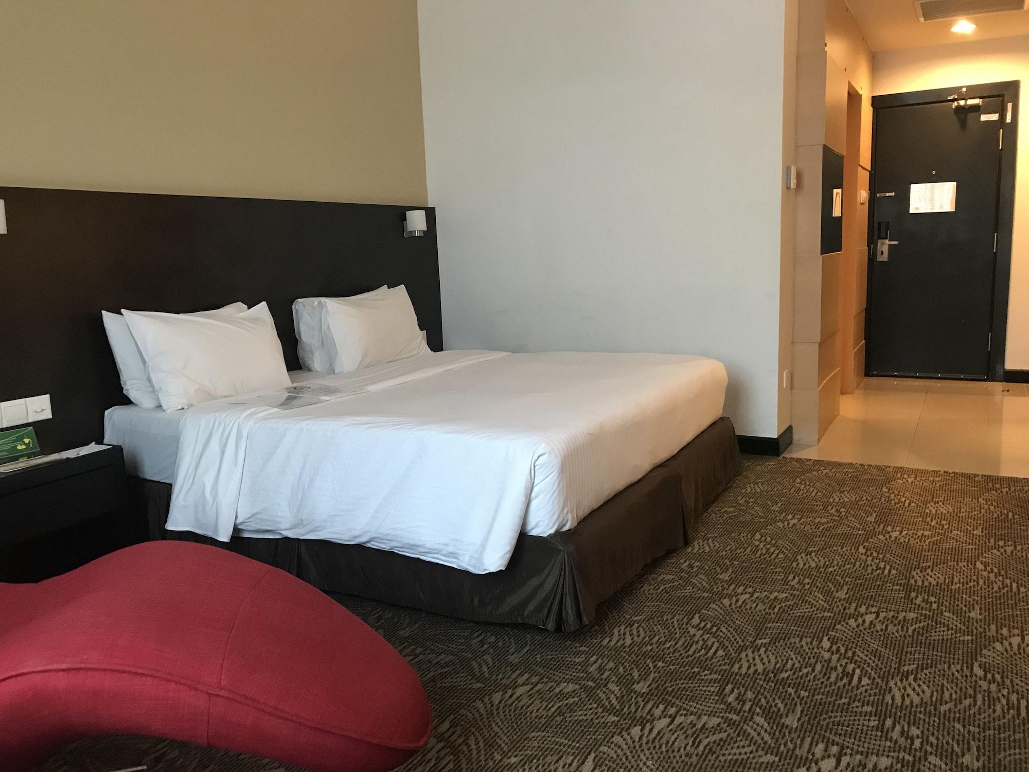 The Klagan Hotel Kota Kinabalu Zewnętrze zdjęcie